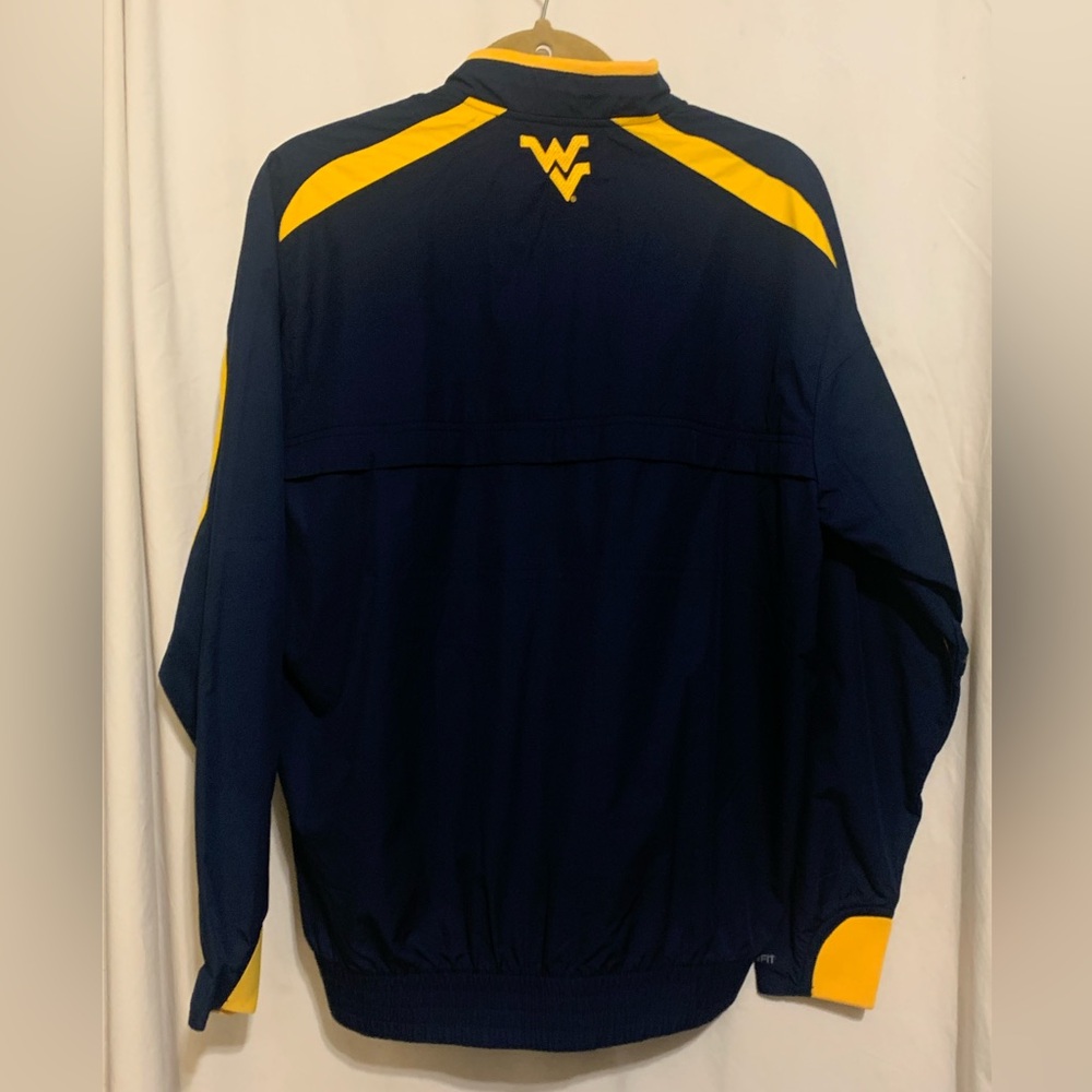 Nike Pullover - Picture 6 of 16